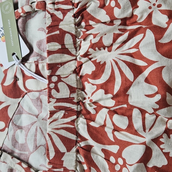 Marine Layer Coral and White Floral Tank Top, Size L - Picture 8 of 10